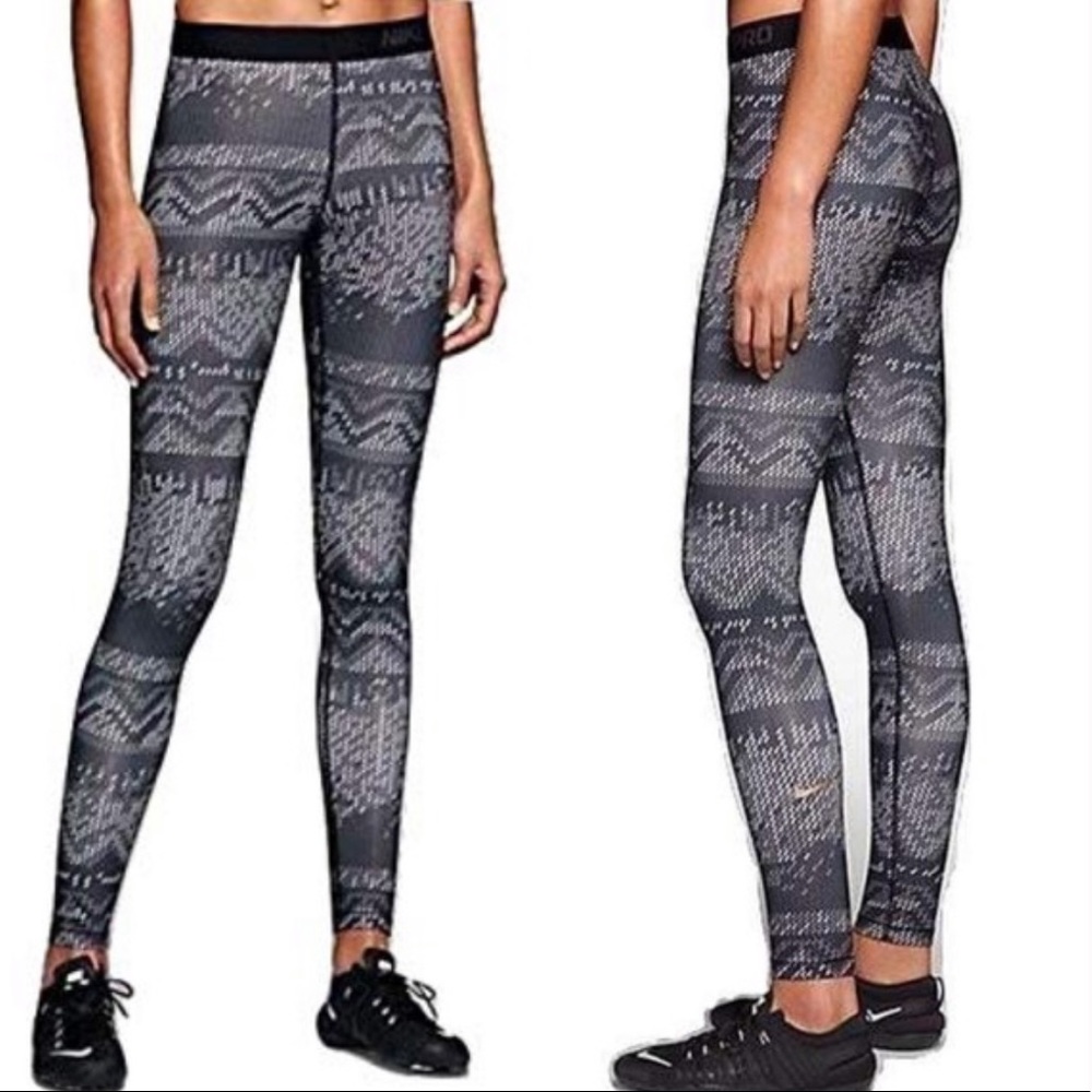 Nike Women's Pro Hyperwarm/Thermal Dri Fit